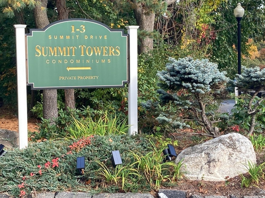 2 Summit Dr unit 68, Reading, MA 01867 - photo 1