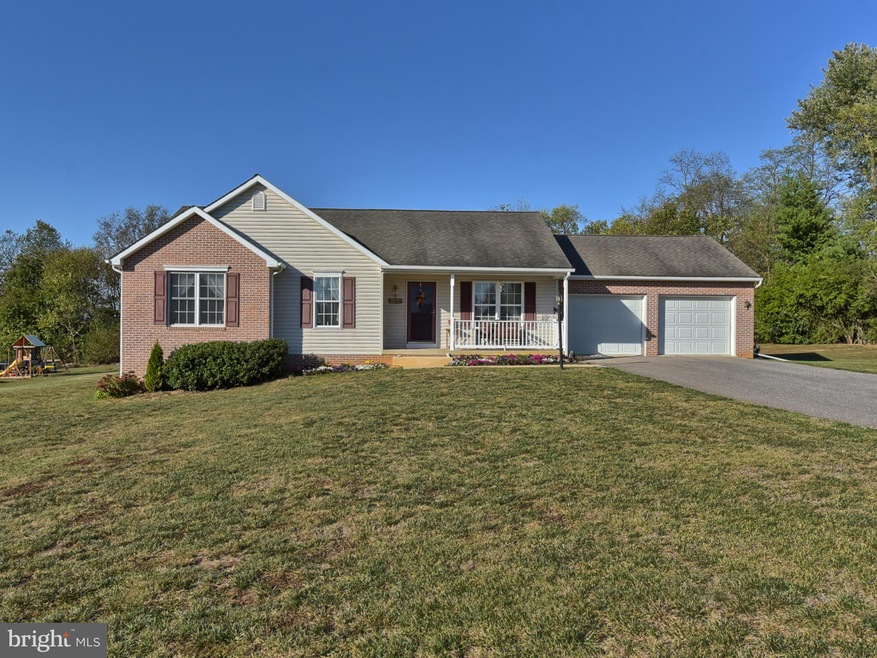 17440 Cindy Ln, Hagerstown, MD 21740 - photo 1