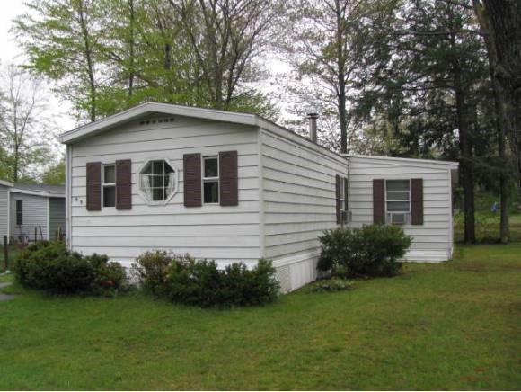 59 Carolyn Ave, Seabrook, NH 03874 - photo 1