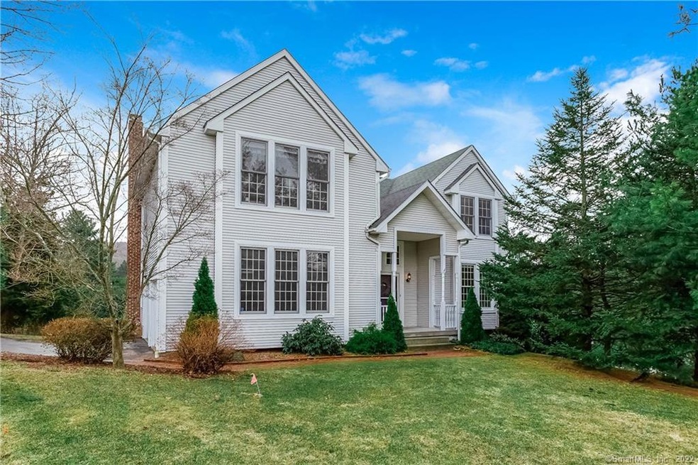 22 Braeburn, Glastonbury, CT 06033 - photo 1