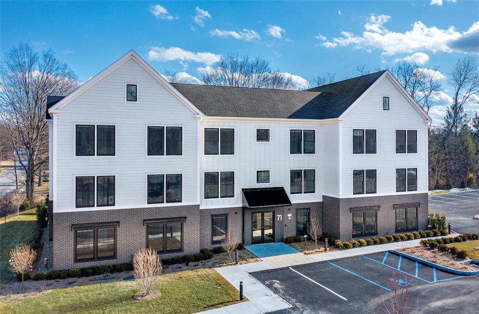 71 E Main St unit 205, Pawling, NY 12564 - photo 1