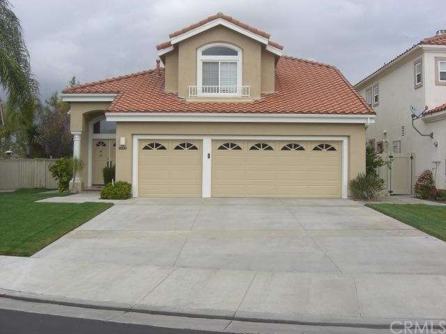 INSIDE  THE  GATED  COMMUNITY  OF  RANCHO  SERRANO