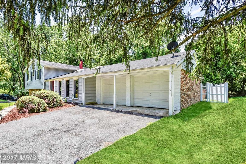 4205 Stratford Ct, Temple Hills, MD 20748 - photo 1