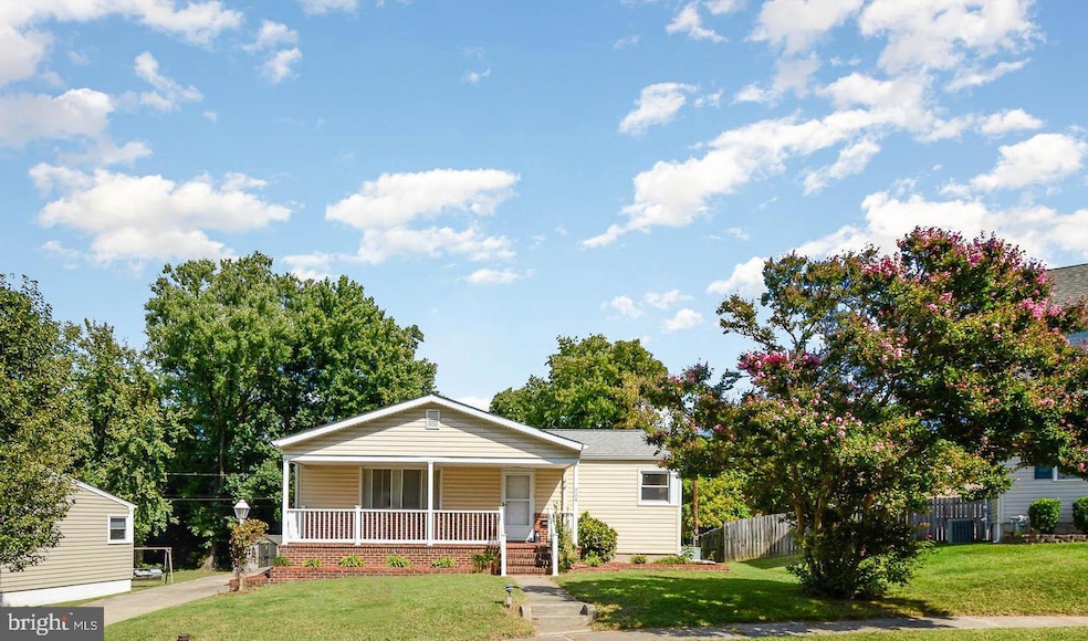 204 Cheddington Rd, Linthicum Heights, MD 21090 - photo 1