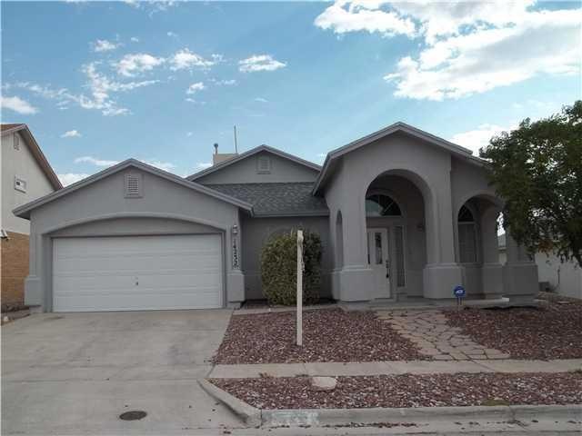 14232 Desert Sage Dr, Horizon City, TX 79928 - photo 1