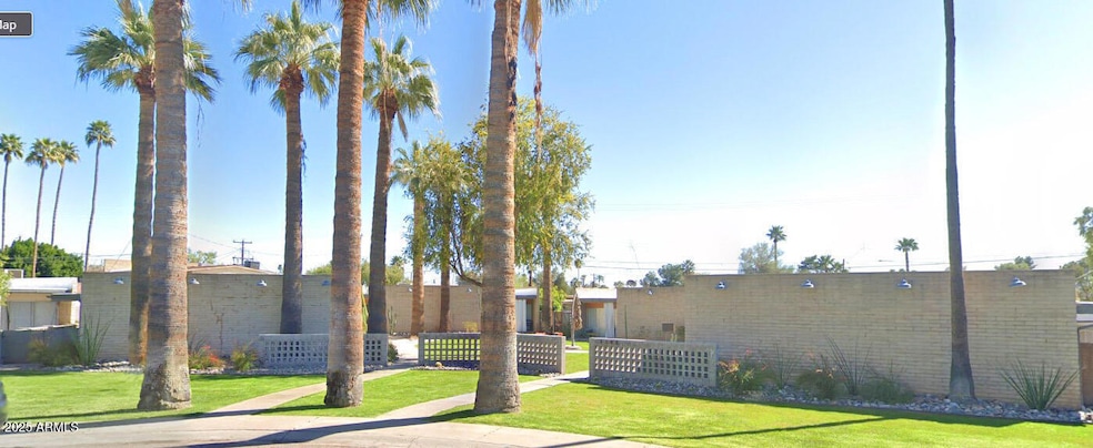 Midcentury Garden Style with Style!