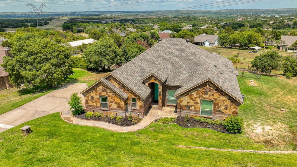 432 Sandridge Dr, Weatherford, TX 76085 - photo 1