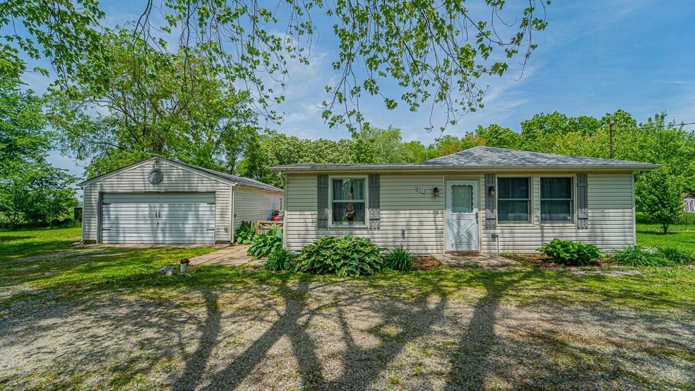 8312 E 101st Ave, Crown Point, IN 46307 - photo 1