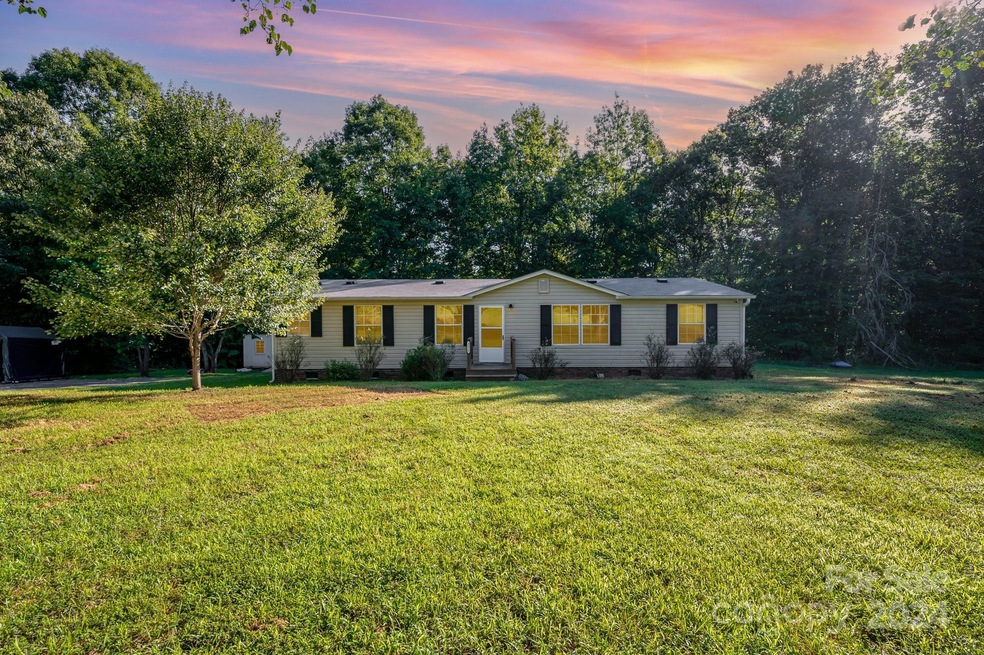 3528 Chapelwood Dr, Gastonia, NC 28052 - photo 1