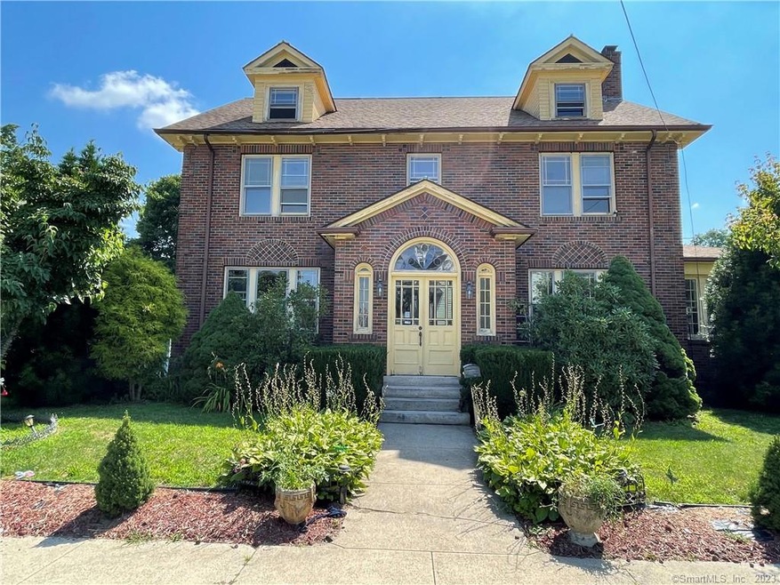 118 Clinton St, Waterbury, CT 06710 - photo 1