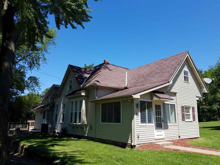 382 W Monroe St, Andrews, IN 46702 - photo 1