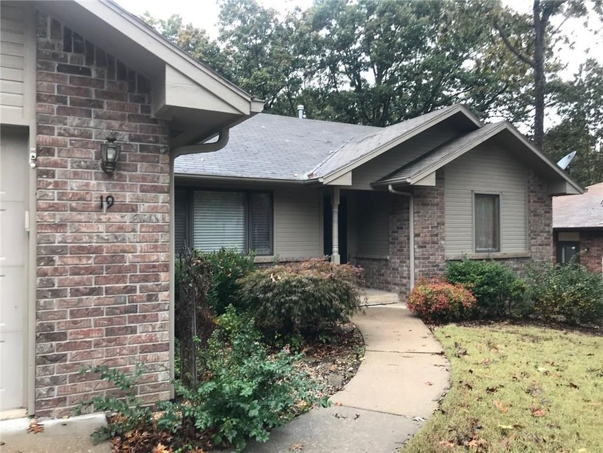 19 Yarmouth Dr, Bella Vista, AR 72715 - photo 1