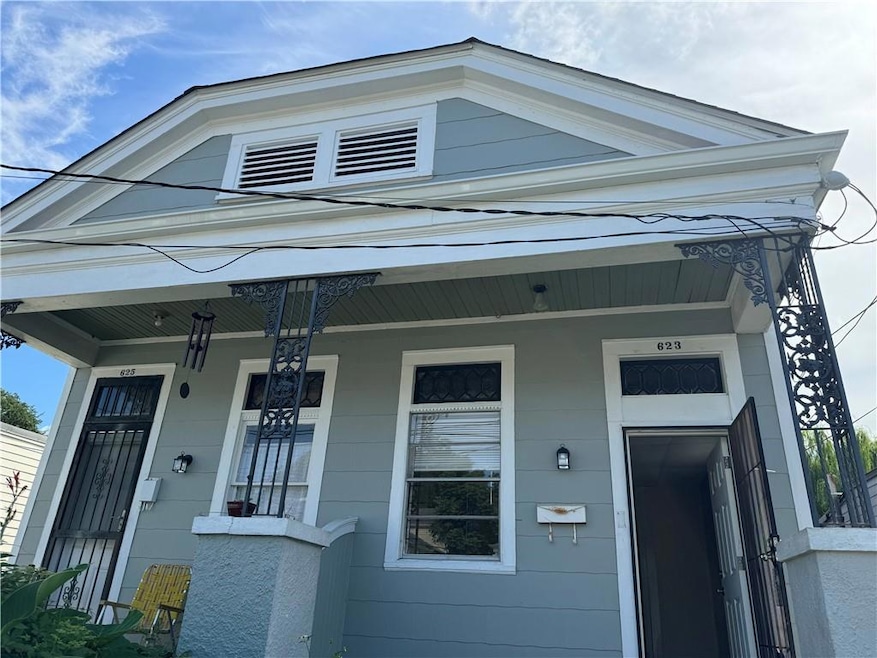 623 Soraparu St, New Orleans, LA 70130 - photo 1