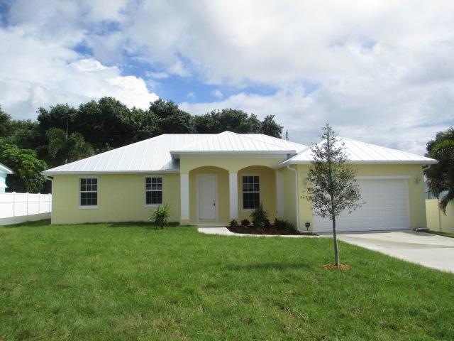 1623 NE Arch Ave, Jensen Beach, FL 34957 - photo 1