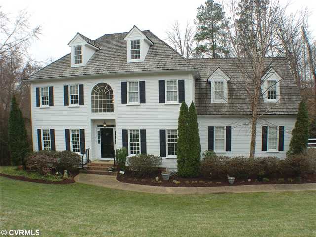 Exterior Front - Lovely Transitional home!