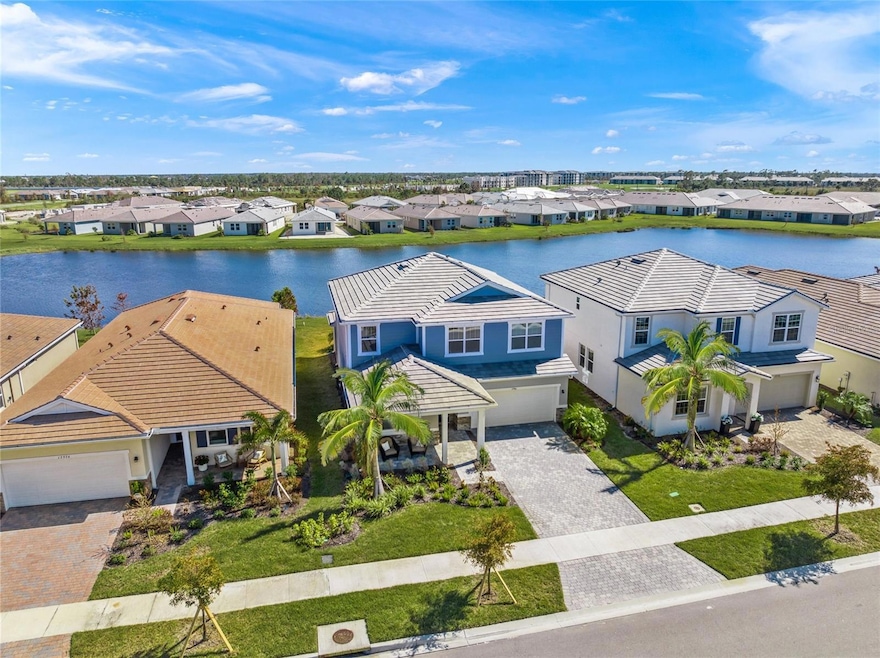 For Sale $649,900 • Co-Listing Agent