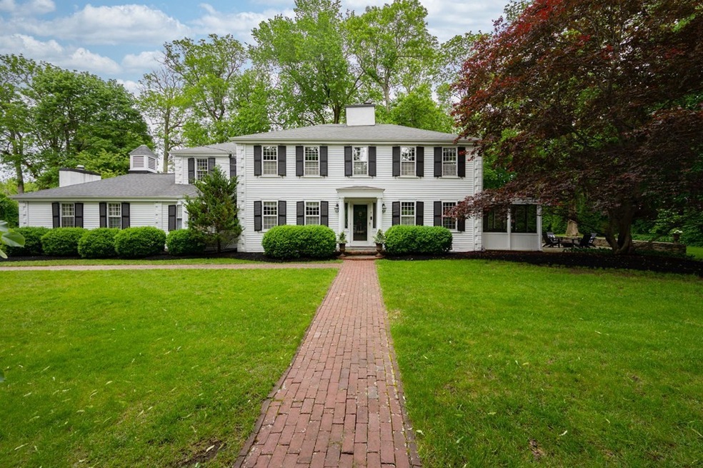 230 S Main St, Cohasset, MA 02025 - photo 1