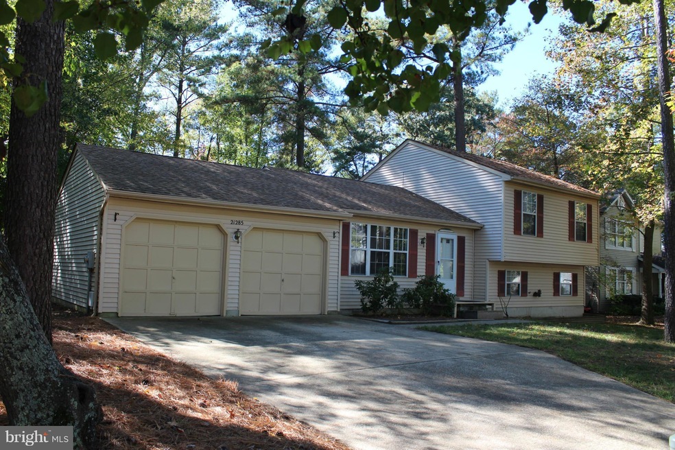 21285 Scarborough Dr, Lexington Park, MD 20653 - photo 1