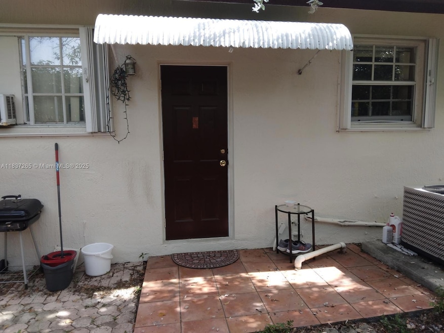 For Rent $1,600/month • Co-Listing Agent