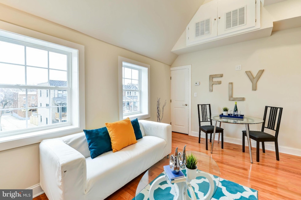 332 18th Place NE unit 3, Washington, DC 20002 - photo 1