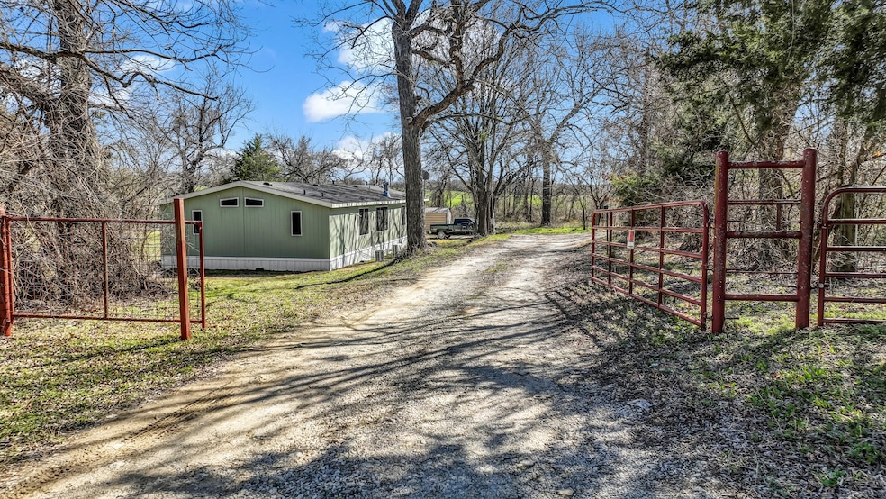 1150 Friendship Rd, Weatherford, TX 76085 - photo 1