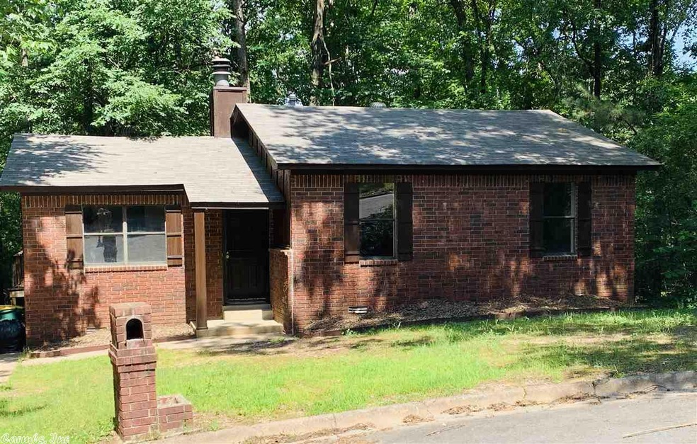 2001 Singleton Ct