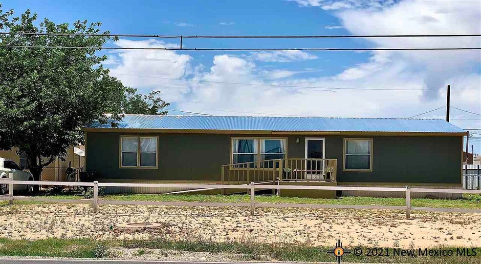 4307 Boyd Dr, Carlsbad, NM 88220 - photo 1