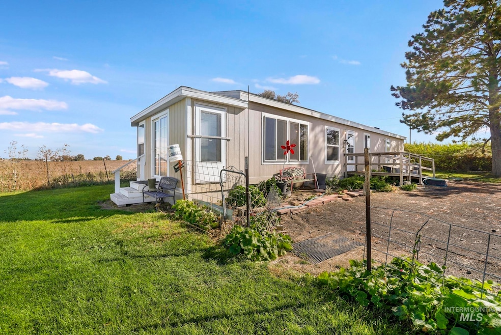 1244 E 3600 N, Buhl, ID 83316 - photo 1