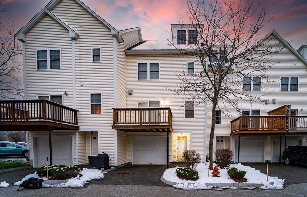 555 Main St unit 15, Woburn, MA 01801 - photo 1