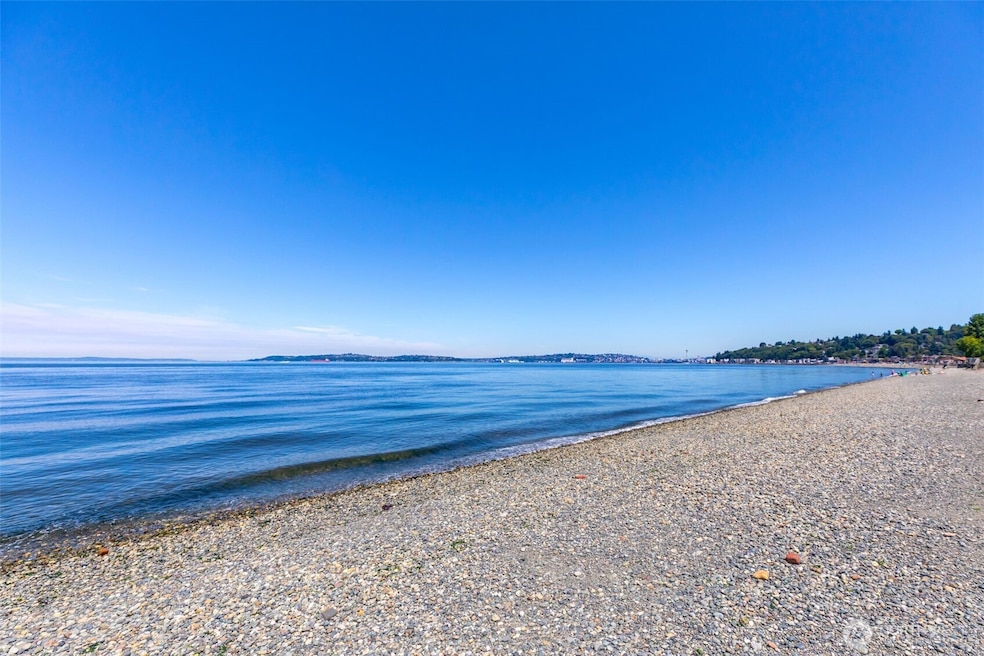 For Sale $2,750,000 • Co-Listing Agent