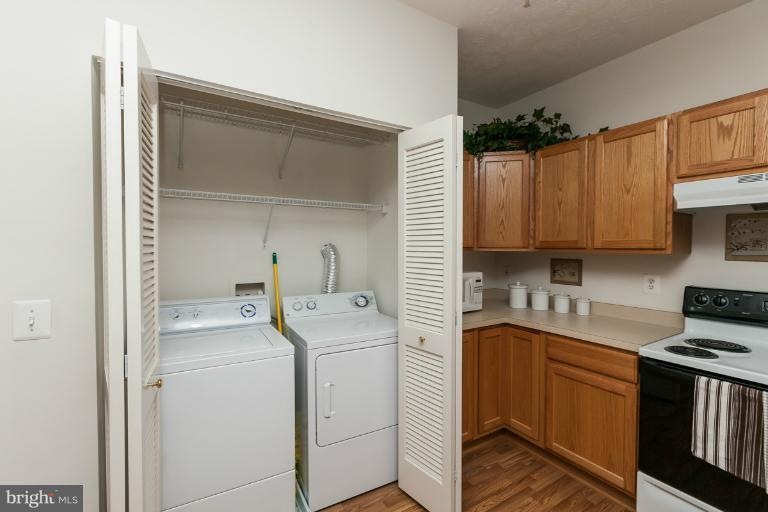 5352 Glenthorne Ct unit 5352, Baltimore, MD 21237 - photo 1