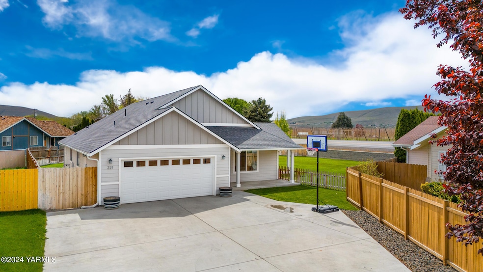 221 Clover Place