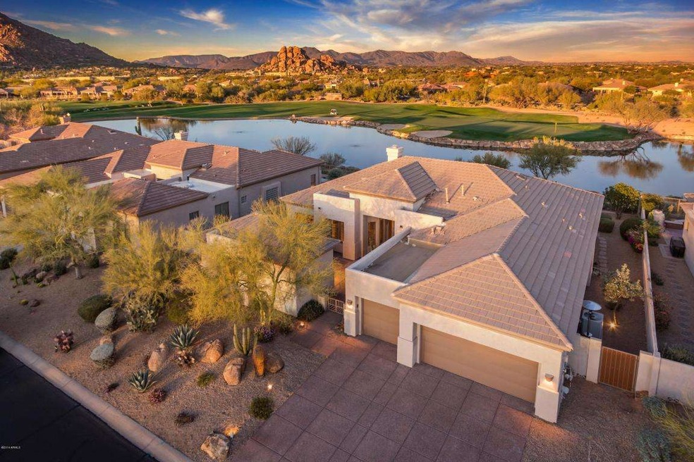 Unbeatable Water, Mountain, & Golf Views