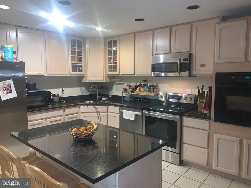 Sold $570,000 • Co-Listing Agent