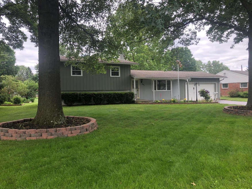 381 Meadowbrook Dr, Newark, OH 43055 - photo 1