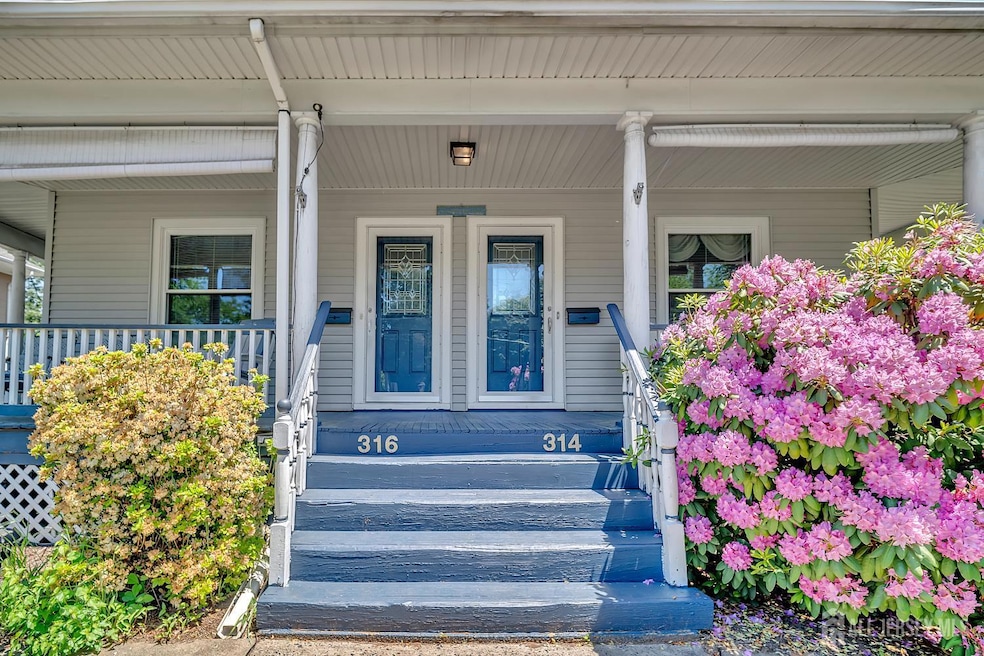 314-316 Park Place unit 316, Dunellen, NJ 08812 - photo 1