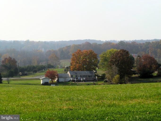 20798 Gleedsville Rd, Leesburg, VA 20175 - photo 1