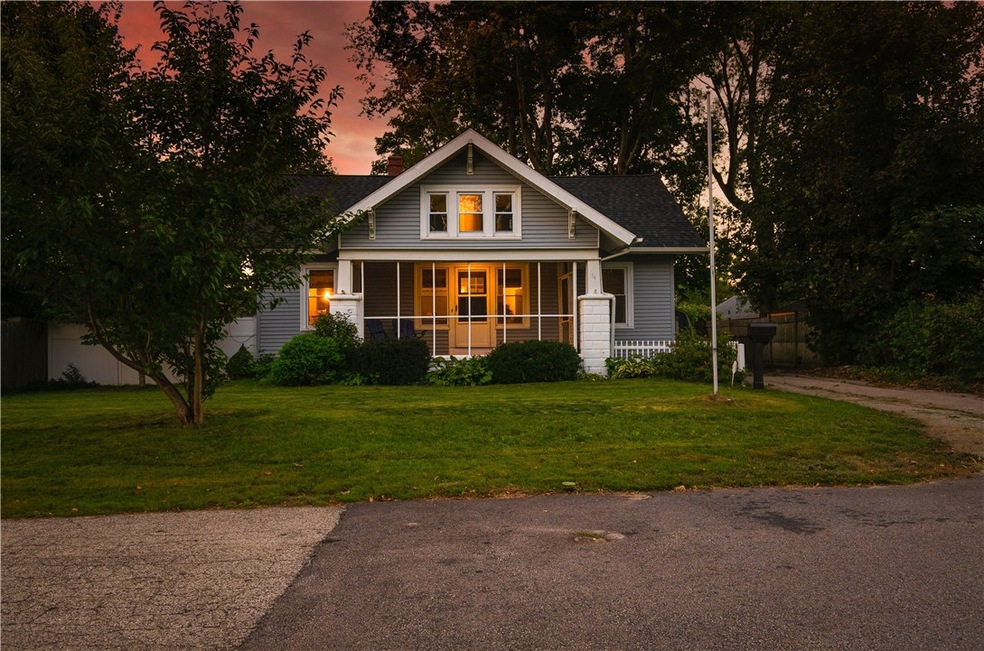 14 Greene St, Warwick, RI 02886 - photo 1