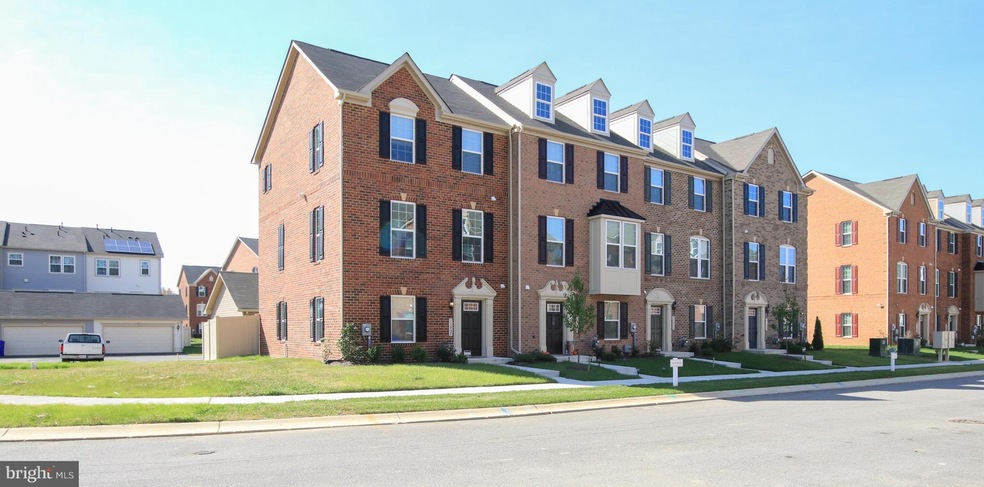 5603 Barnstormers Ln, Waldorf, MD 20602 - photo 1