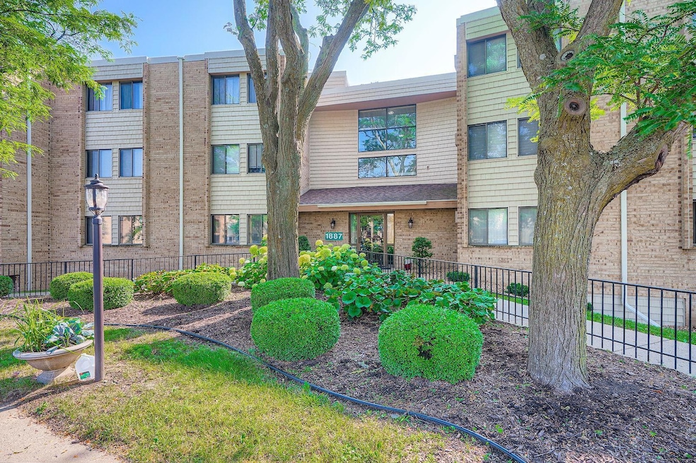 1887 Silver Bell Rd unit 103, Eagan, MN 55122 - photo 1