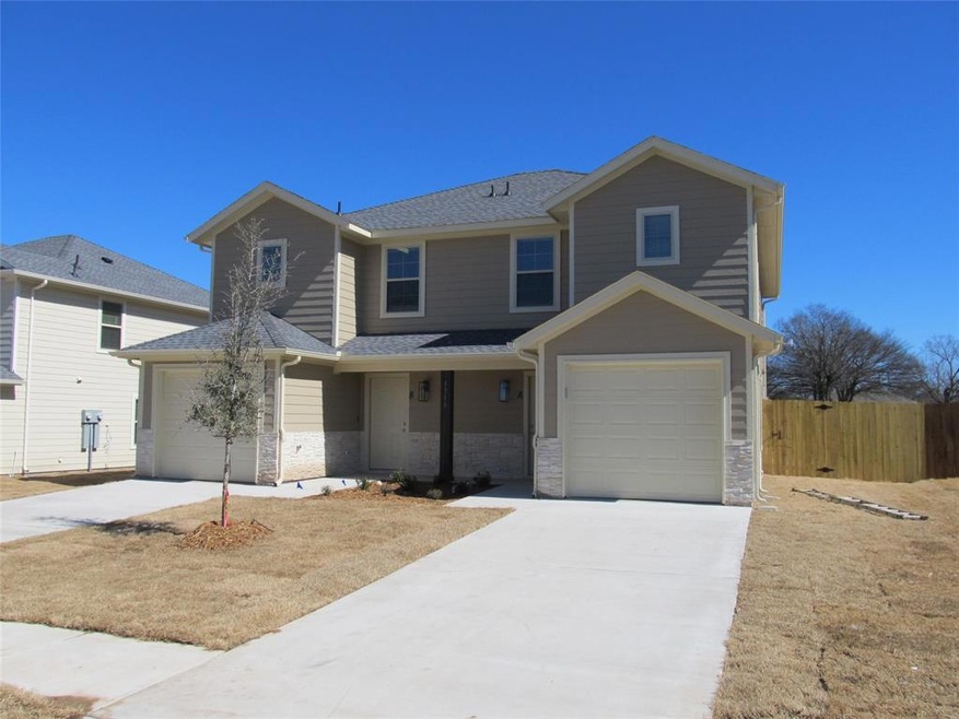 803 S 4th St unit 1 & 2, Bonham, TX 75418 - photo 1