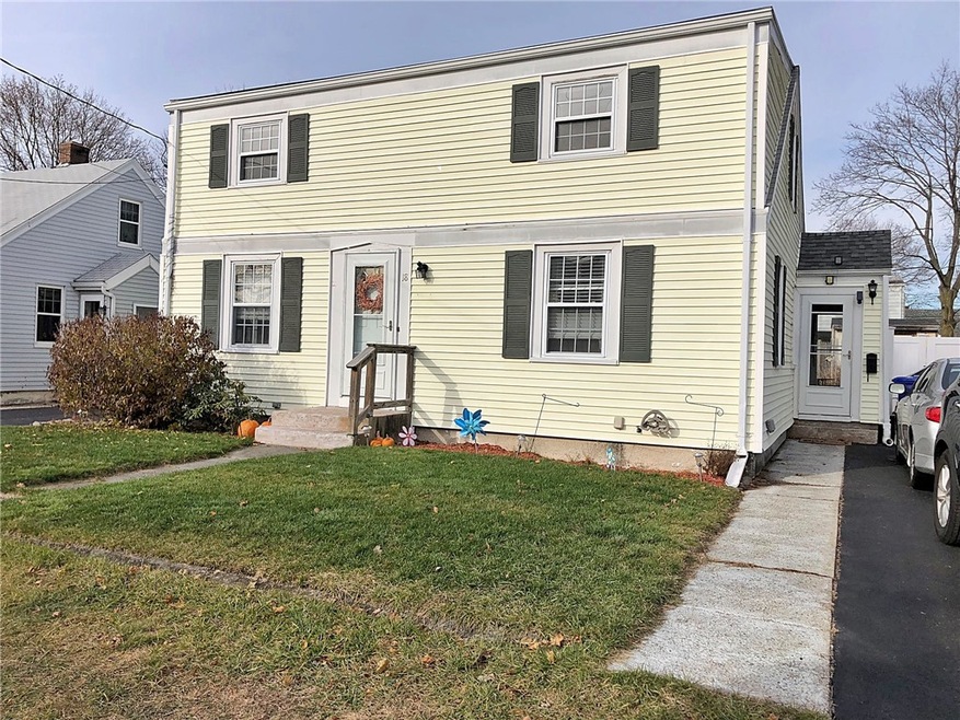 18 Kelton St, Pawtucket, RI 02861 - photo 1