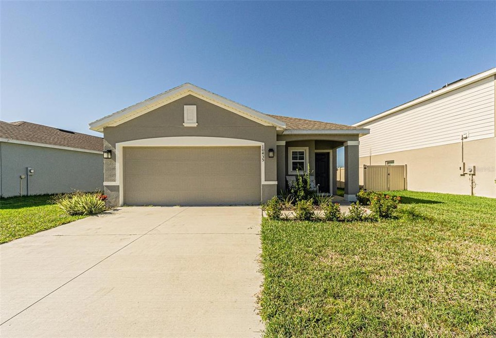 10435 Hawks Landing Dr, Land O' Lakes, FL 34638 - photo 1