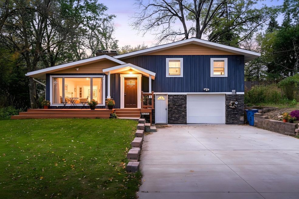 4130 Dvorak Rd, Hopkins, MN 55305 - photo 1