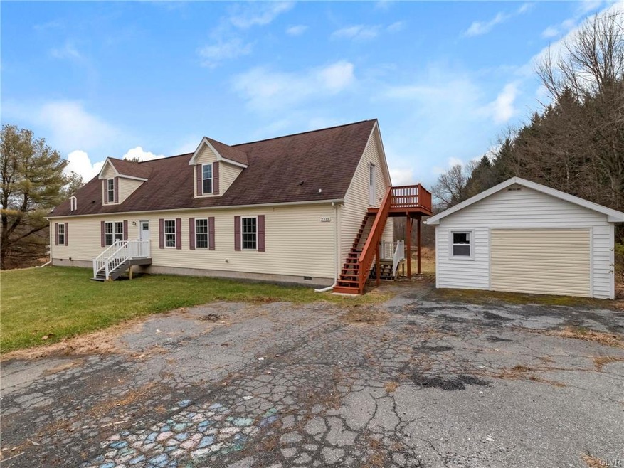 2315 Benders Dr, Bath, PA 18014 - photo 1