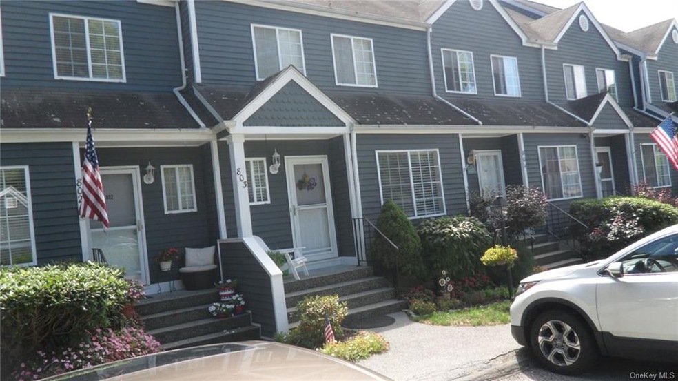 803 Kensington Ct, Brewster, NY 10509 - photo 1