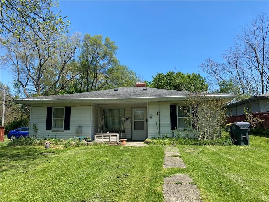 1520 Johnson Ave, Anderson, IN 46016 - photo 1