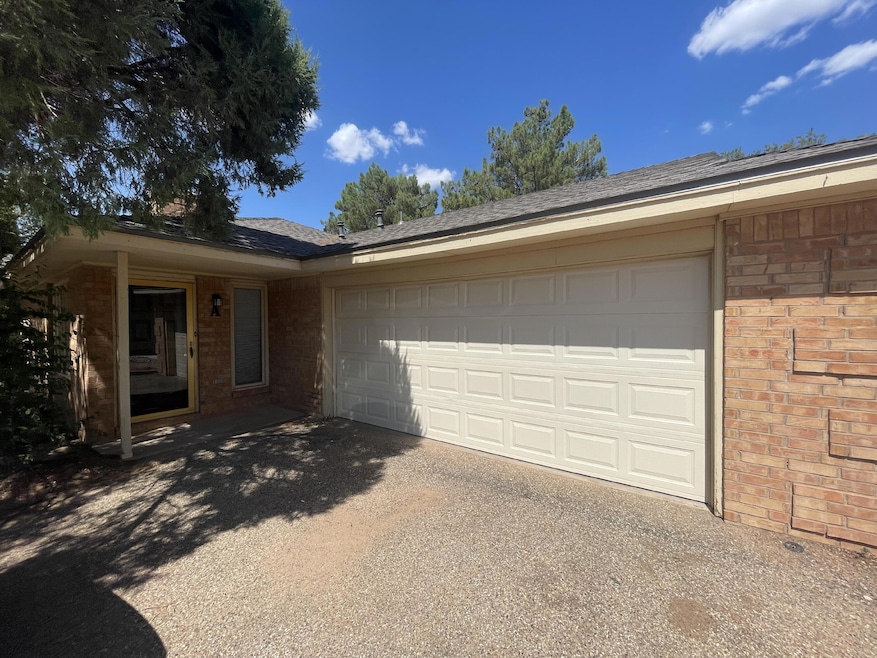 6724 4th St unit A, Lubbock, TX 79416 - photo 1