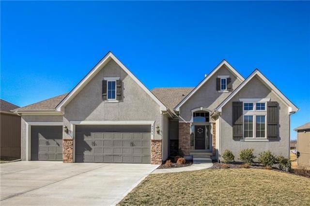 9706 Carbondale St, Lenexa, KS 66227 - photo 1