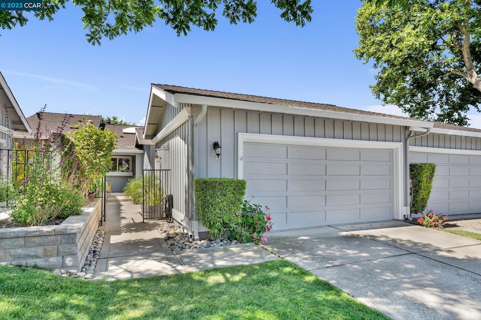 Sold $1,289,000 • Co-Listing Agent